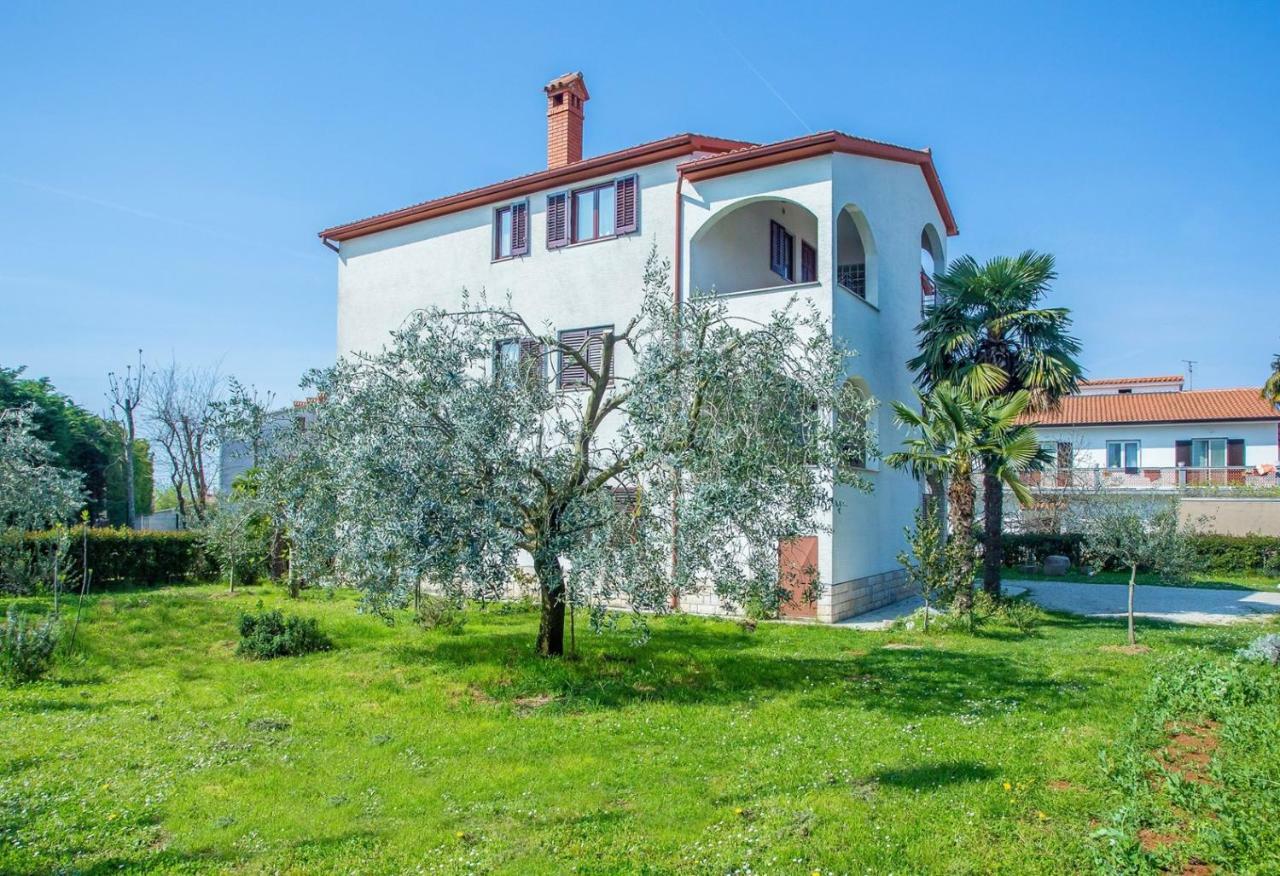 Mirjana Spada Porec Luaran gambar